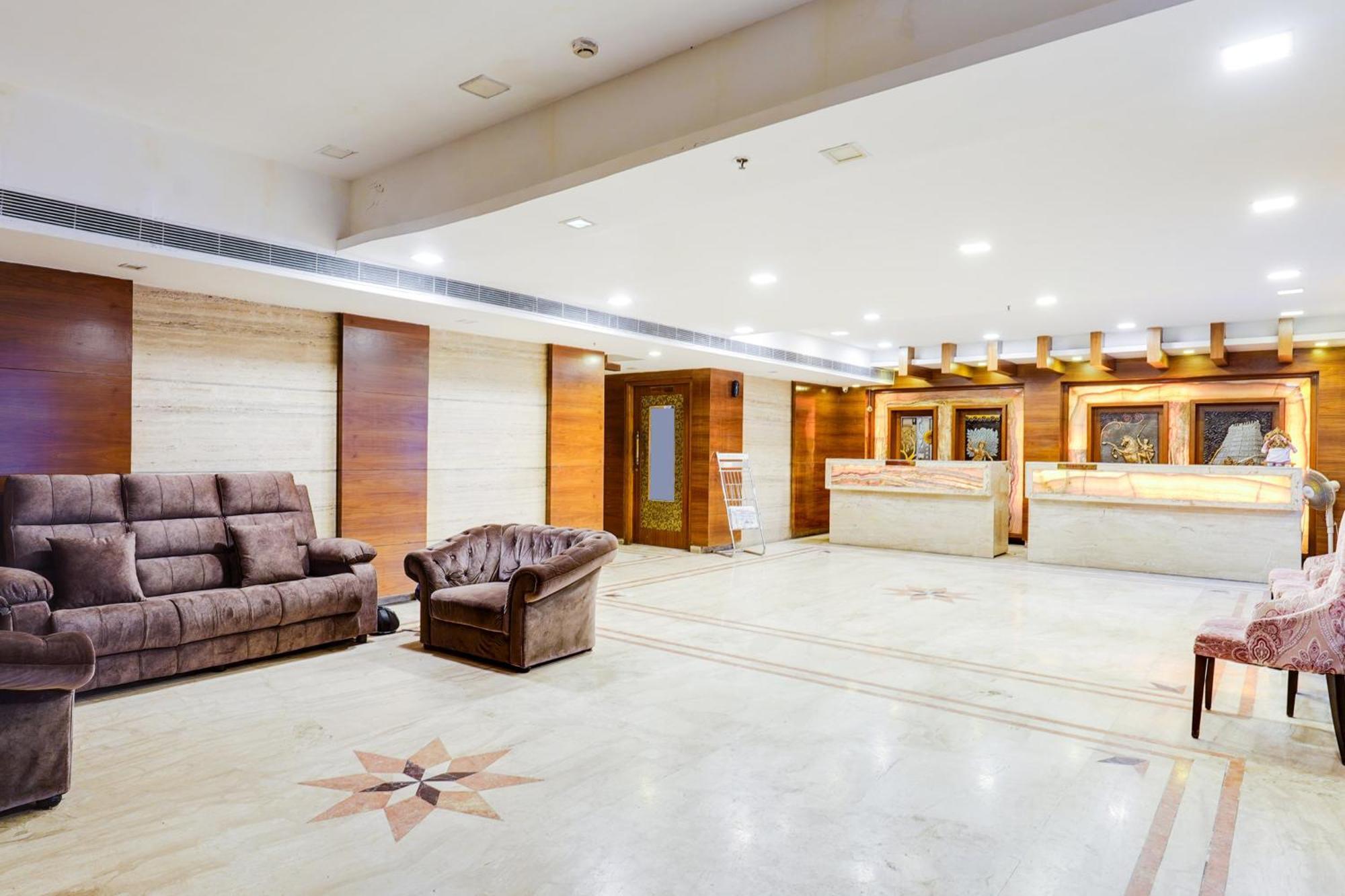 Super Townhouse Oak Alandur Near Chennai Airport Formerly Vijay Park Εξωτερικό φωτογραφία